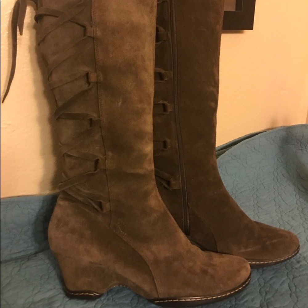 Soft Brown Suede Boots